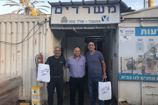 מנכל ההסתדרות נפגש עם ועד עובדי צמנטכל - סולל בונה